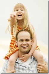 Girl on Dads shoulders_small